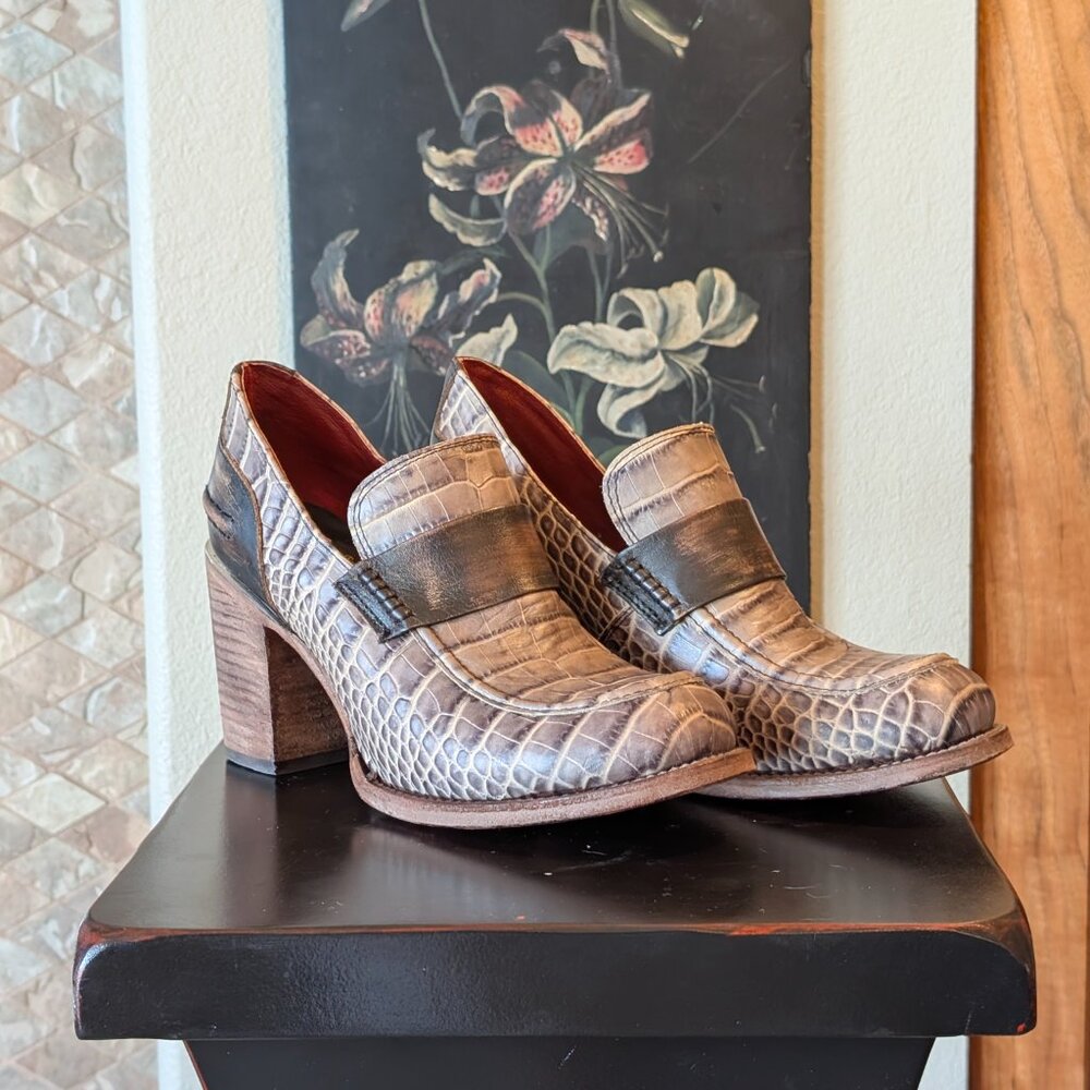 Freebird by Steven Bellevue | Women's Size 10 | Stone Croco - Picture 3 of 9